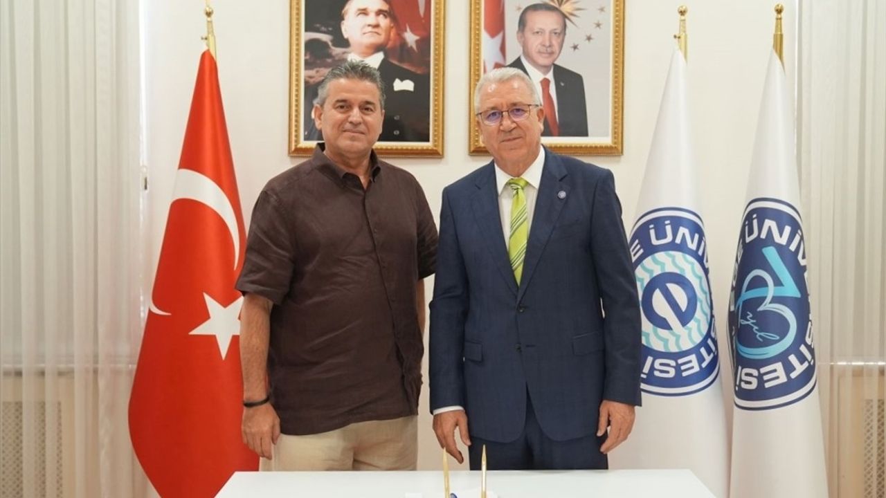 Ege Üniversitesi: Sanayinin Karbondioksiti Yenilenebilir Enerjiye Dönüştürülecek