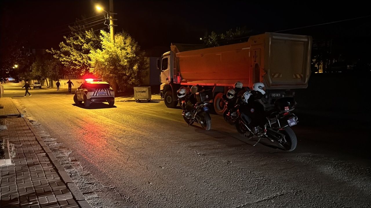 Elazığ'da Sopalı Kavga: 3 Kişi Yaralandı