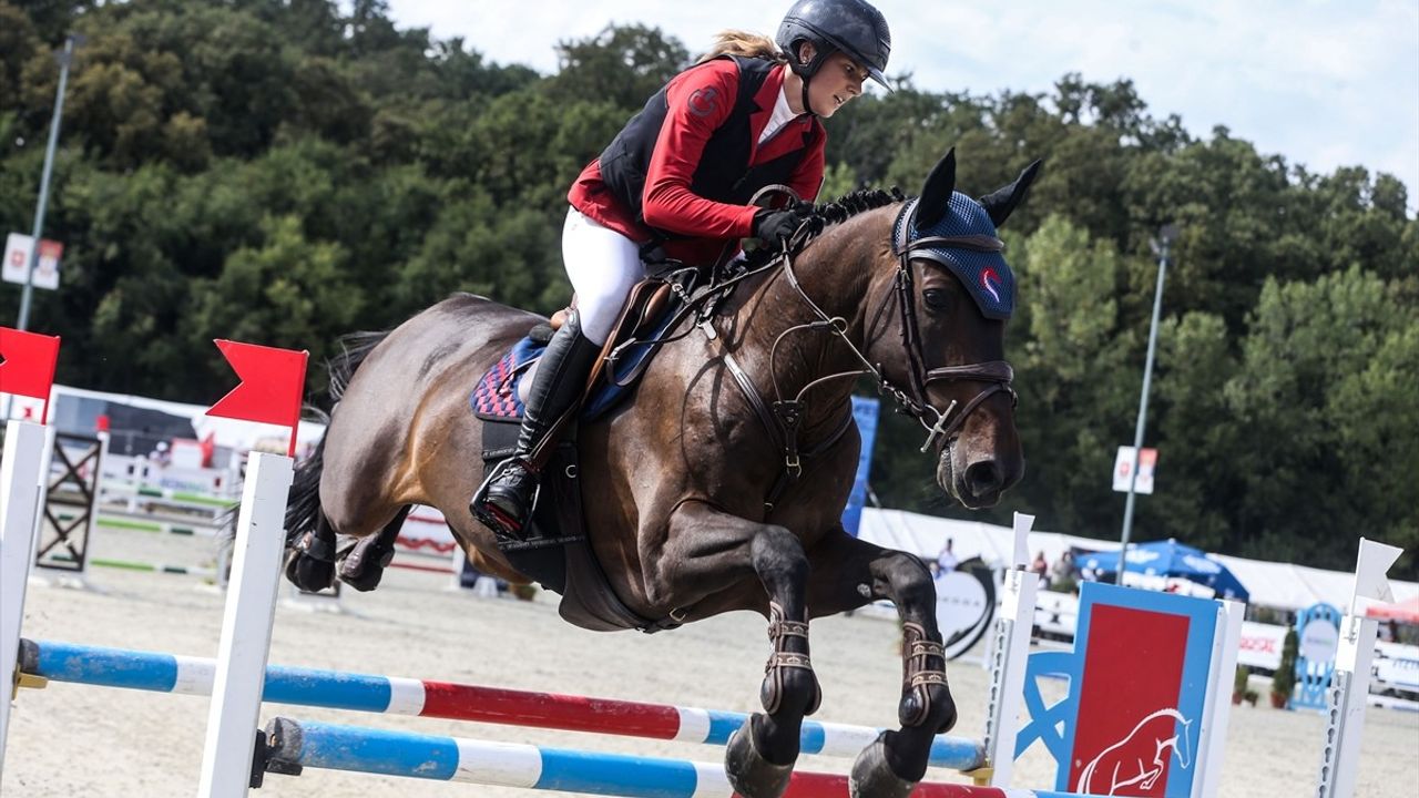 Engel Atlama Balkan Şampiyonası'nda Türkiye'den Büyük Başarı