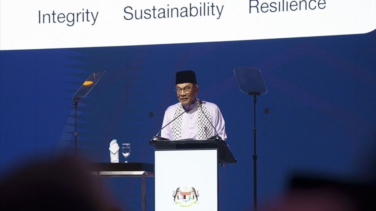 Enver İbrahim GHaS 2025'te: Gazze, Helal Anlayışındaki Eksiklikleri Ortaya Koydu