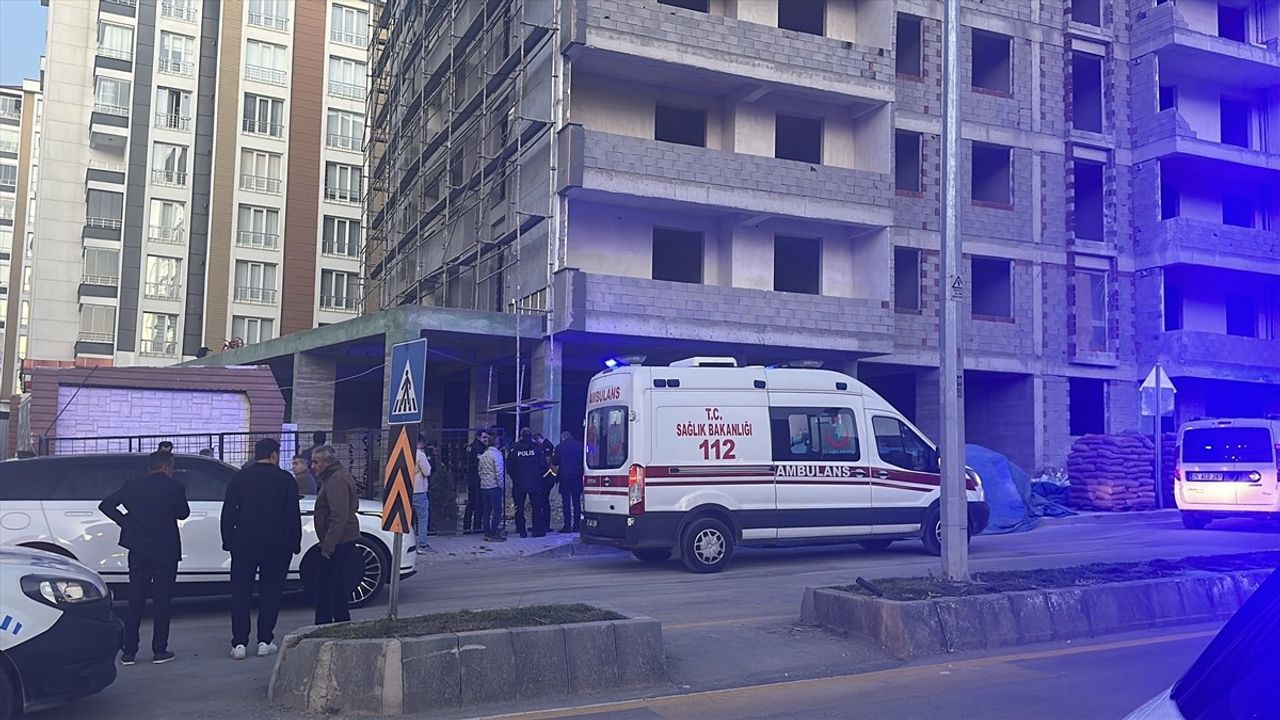 Erzurum'da İnşaatta 7. Kattan Düşen İşçi Hayatını Kaybetti