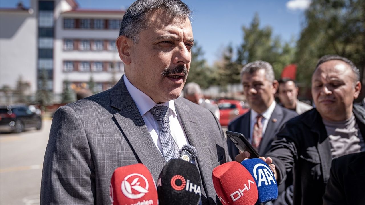 Erzurum Pasinler'de toprak evin damı çöktü: Ölü sayısı 3'e yükseldi