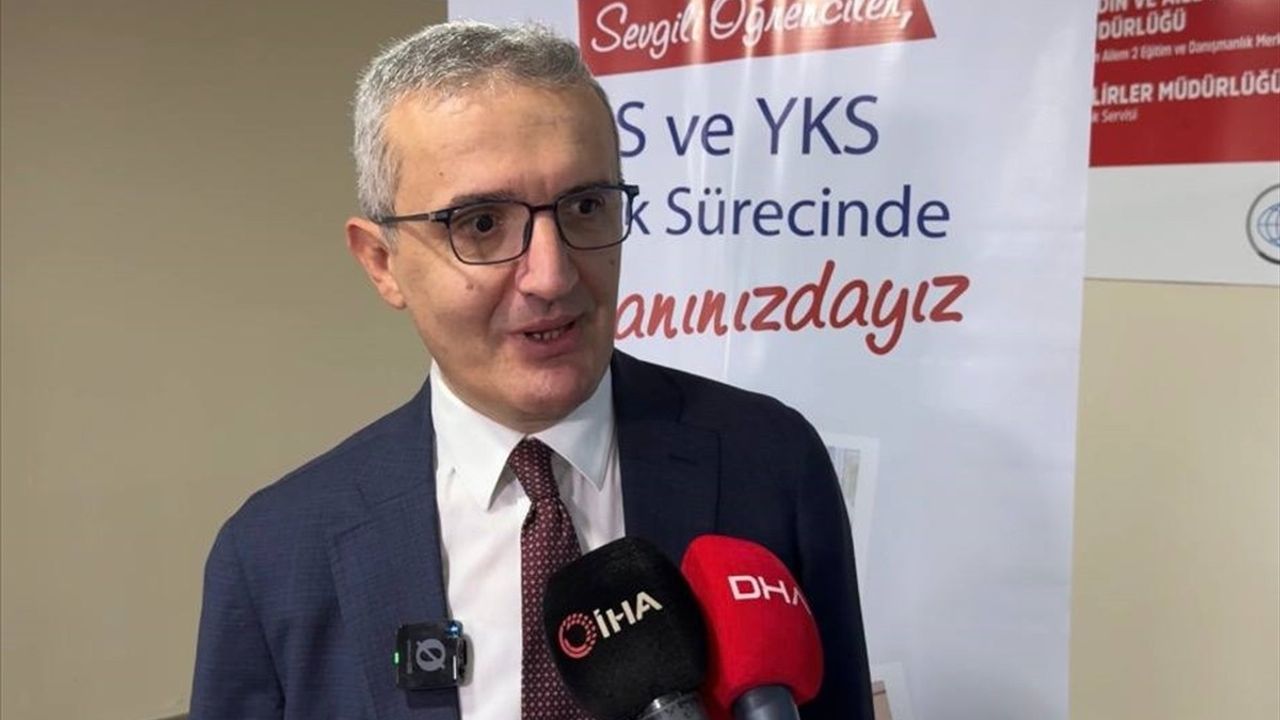 Esenyurt Belediyesi 1500 Öğrenciye Ücretsiz YKS ve LGS Kursu Başlattı