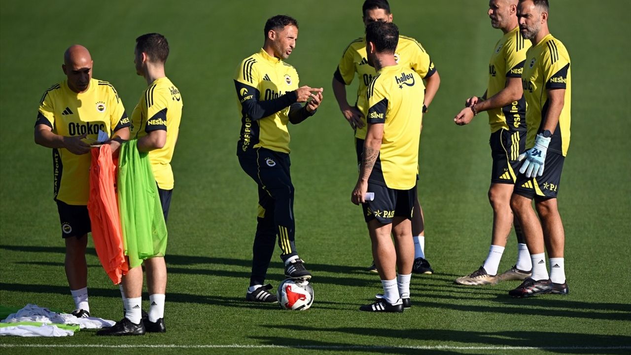 Fenerbahçe, Tedesco ile Trabzonspor hazırlıklarını sürdürdü