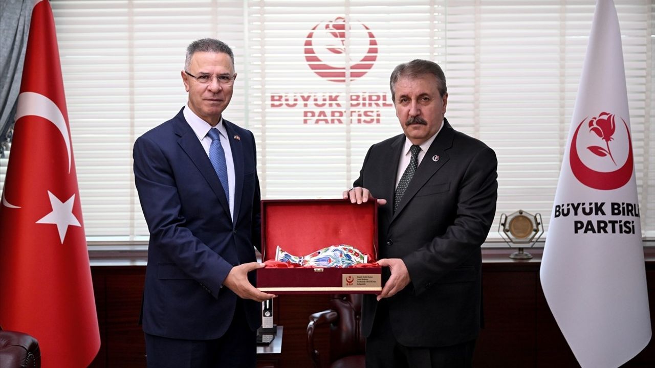 Filistin Büyükelçisi Faed Mustafa, BBP Lideri Mustafa Destici'yi Ziyaret Etti
