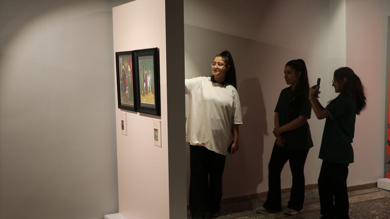 GastroAntep'te İki Yeni Sergi: 'Matraki' ve 'Kuralsız Bağlantılar'