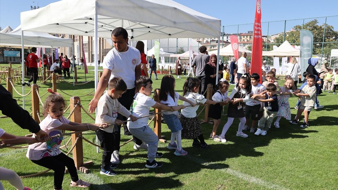 Geleneksel Oyunlar Tırı Nevşehir'de: Çocuklar Geleneksel Oyunlarla Eğlendi
