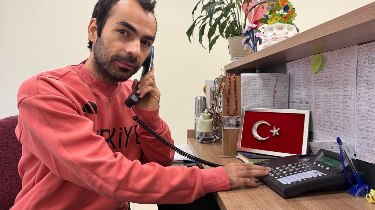 Görme Engelli Ertuğrul Demirel Futbolla Hayata Bağlandı