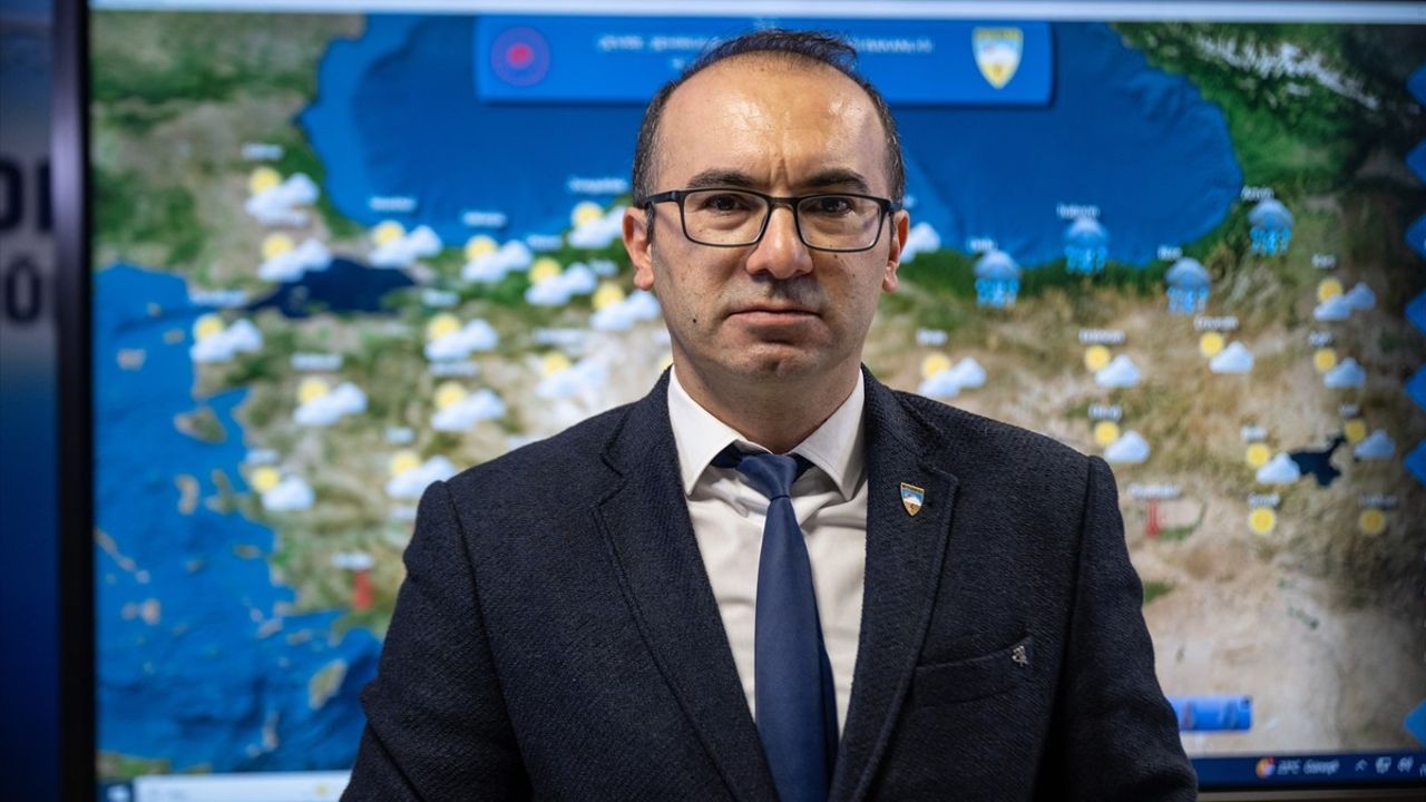 Hafta Sonu Hava: İstanbul ve Ankara 27-28°C, İzmir 32-33°C