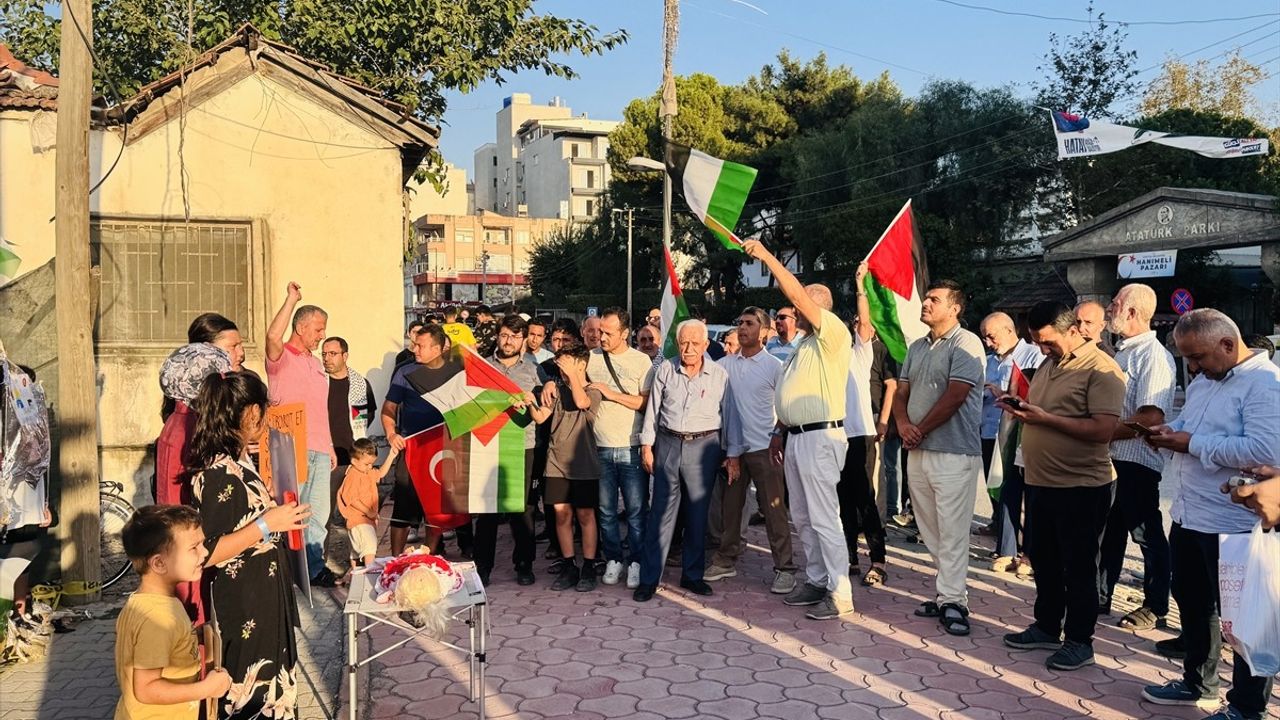 Hatay Dörtyol'da Küresel Sumud Filosu'na Destek