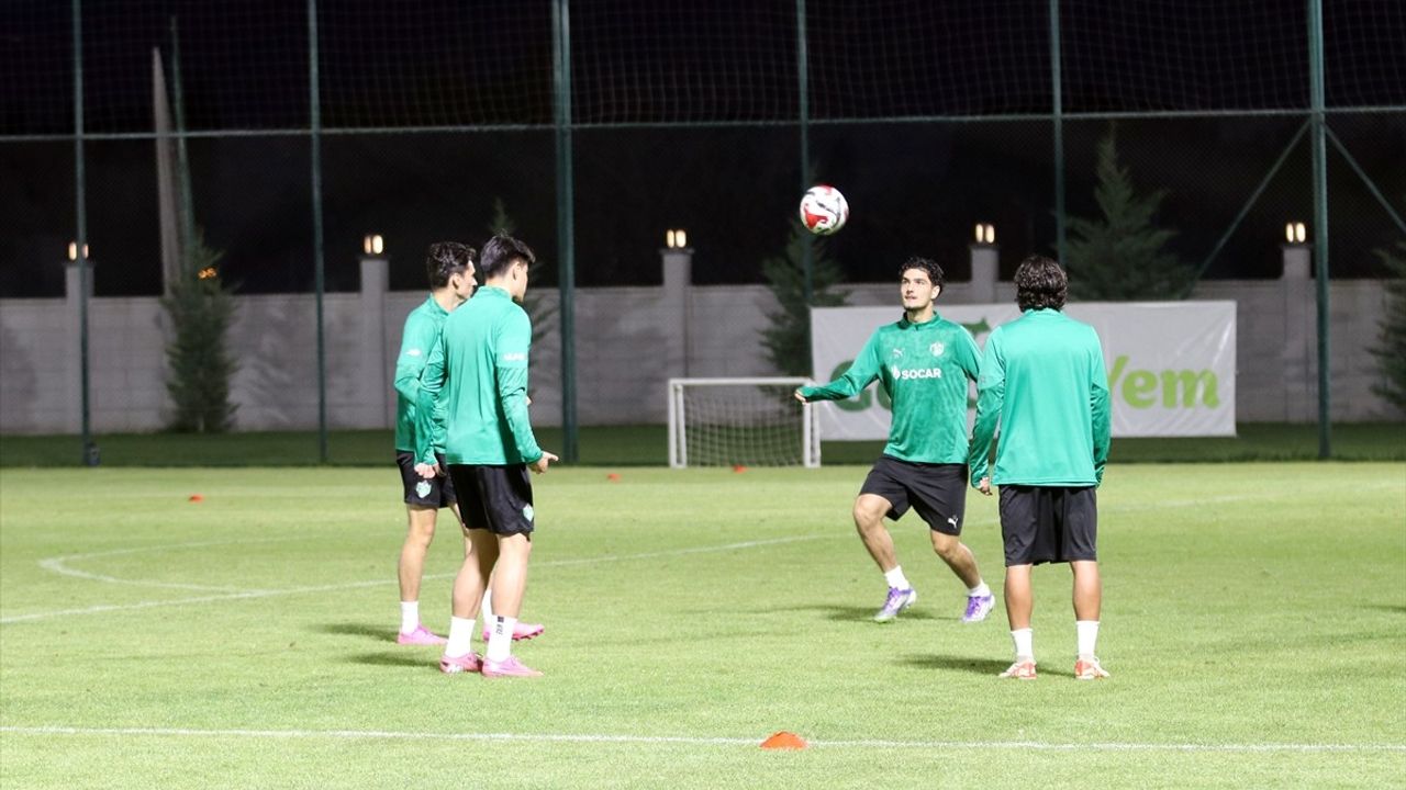 İbrahim Üzülmez: Iğdır FK'yi Şampiyonluk Yarışında Tutacağız