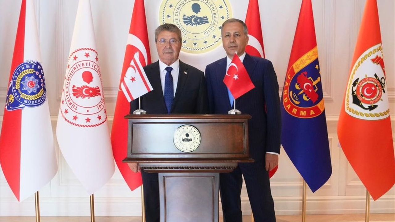 İçişleri Bakanı Yerlikaya KKTC Başbakanı Ünal Üstel ile Görüştü