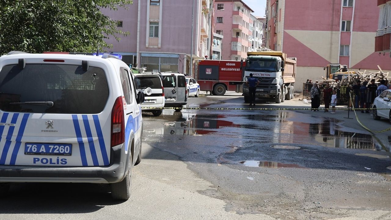 Iğdır'da kamyonun çarptığı 73 yaşındaki kadın ağır yaralandı