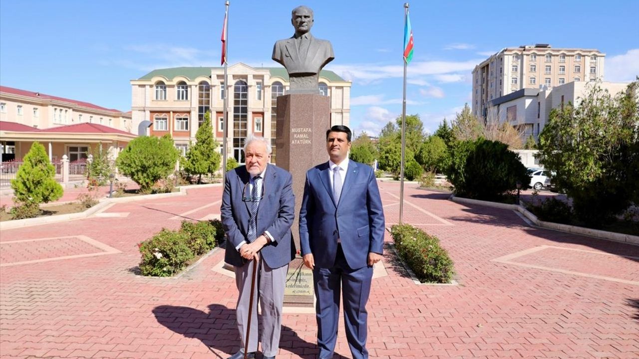 İlber Ortaylı Nahçıvan Devlet Üniversitesi'nde: Tarih ve Kardeşlik Vurgusu
