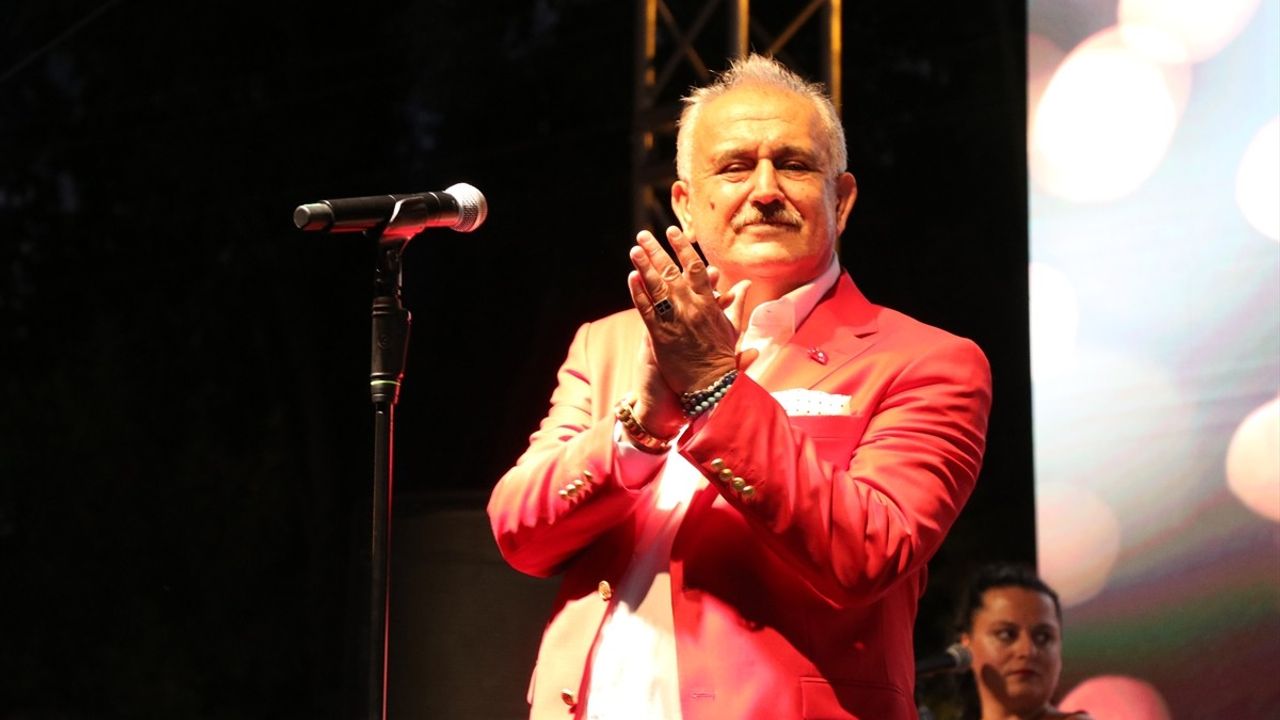 İnsuyu Mağarası'nda Kültür ve Sanat Festivali — Burdur'da Kültür Turizmi Canlandı