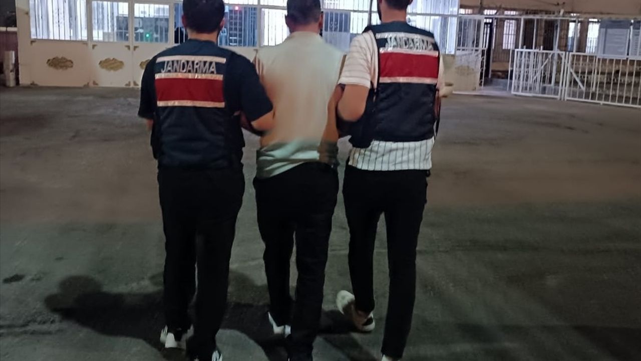 Interpol'ün Kırmızı Bültenle Aradığı DEAŞ Şüphelisi Gaziantep'te Yakalandı