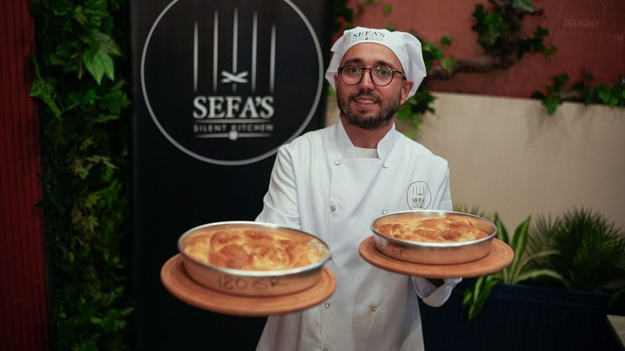 İşitme Engelli Şef Sefa Barış'ın Sessiz Mutfağı: Börekleri Dünyaya Ulaşıyor