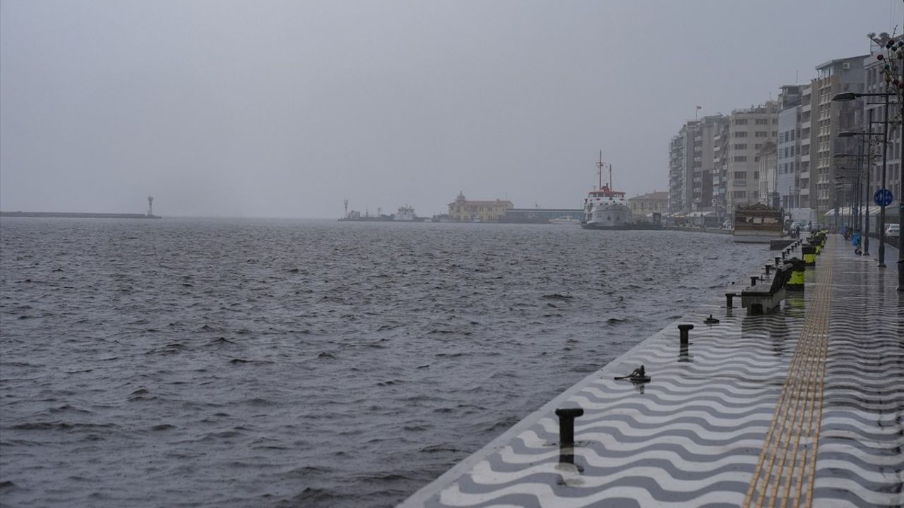 İzmir 121 Gün Sonra Yağmura Kavuştu
