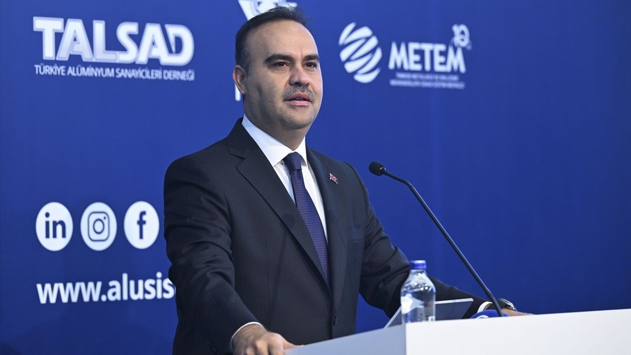 Kacır: Lojistik ve AR‑GE ile Türkiye küresel pazarlarda rekabet avantajı