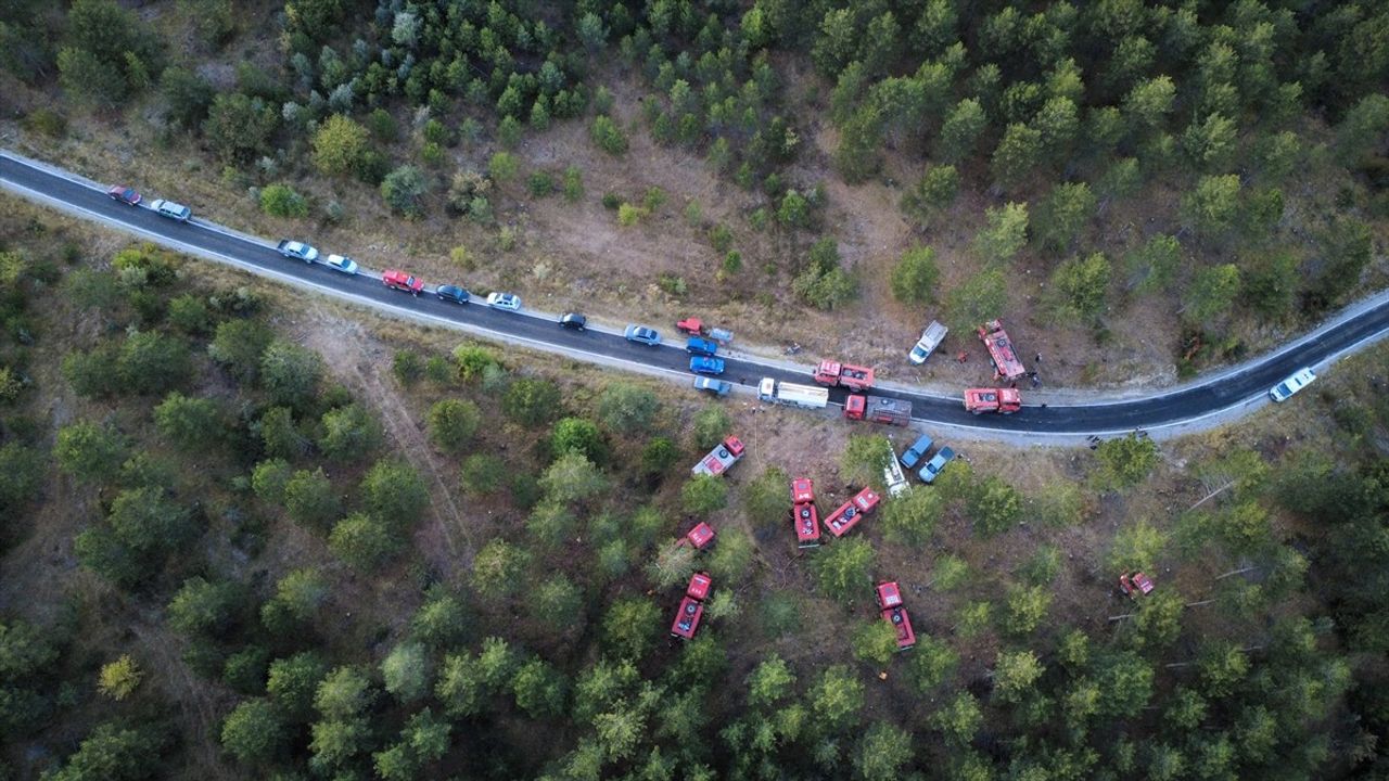 Karabük Ovacık'ta Orman Yangını Kontrol Altına Alındı