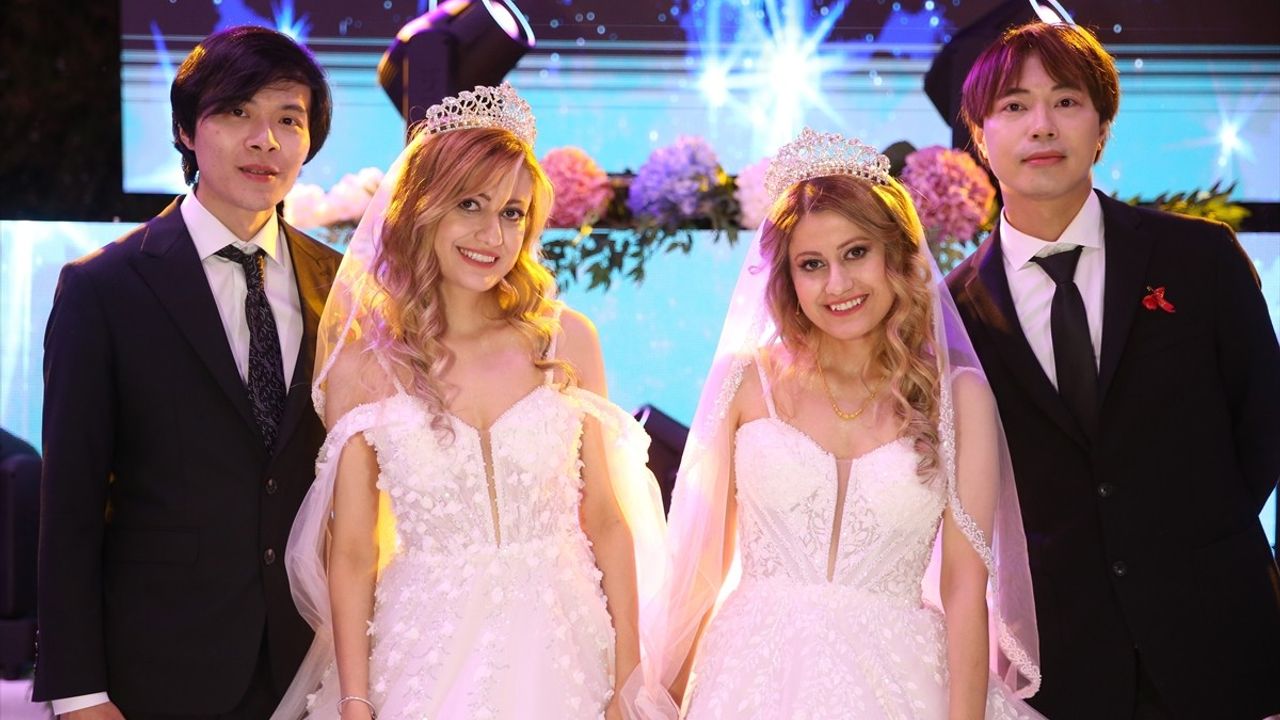 Kastamonulu Tek Yumurta İkizleri Tayvanlı İki Gençle Evlenerek Coşkulu Düğün Yaptı