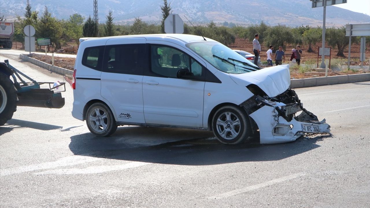 Kilis'te 3 Araçlı Kaza: 1 Ölü, 4 Yaralı