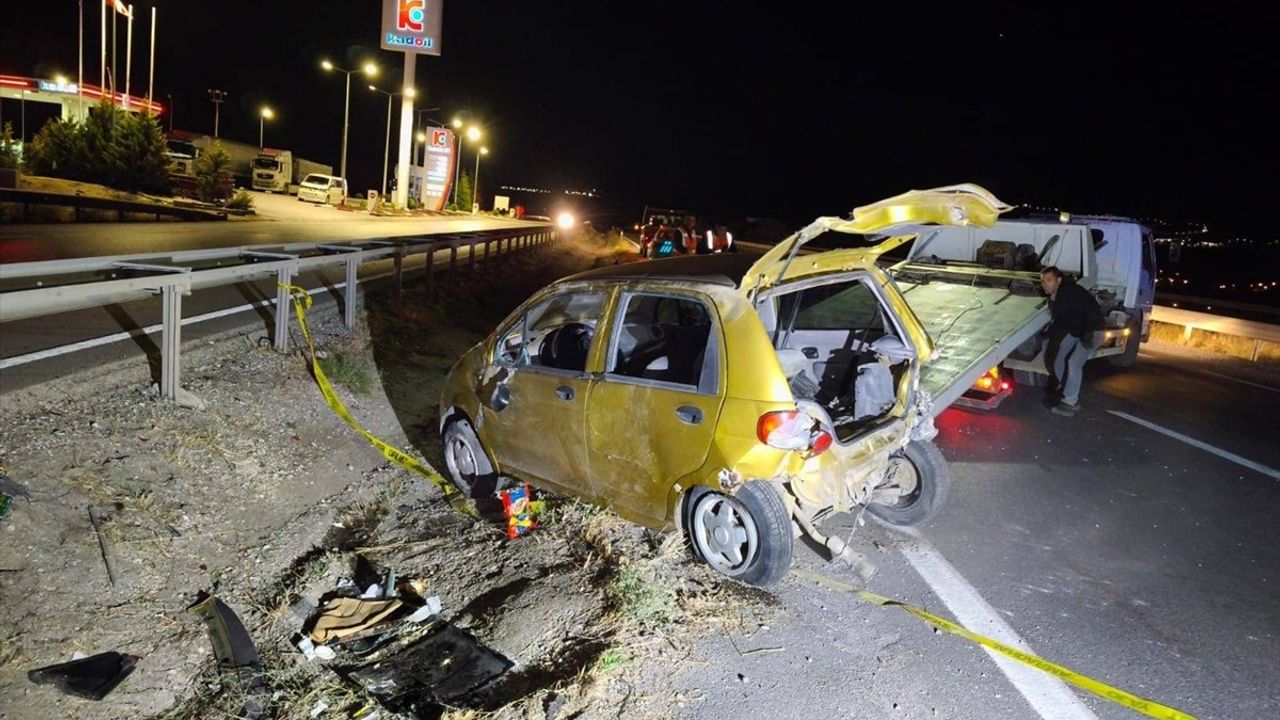 Kırıkkale'de Devrilen Otomobilde 1 Kişi Öldü