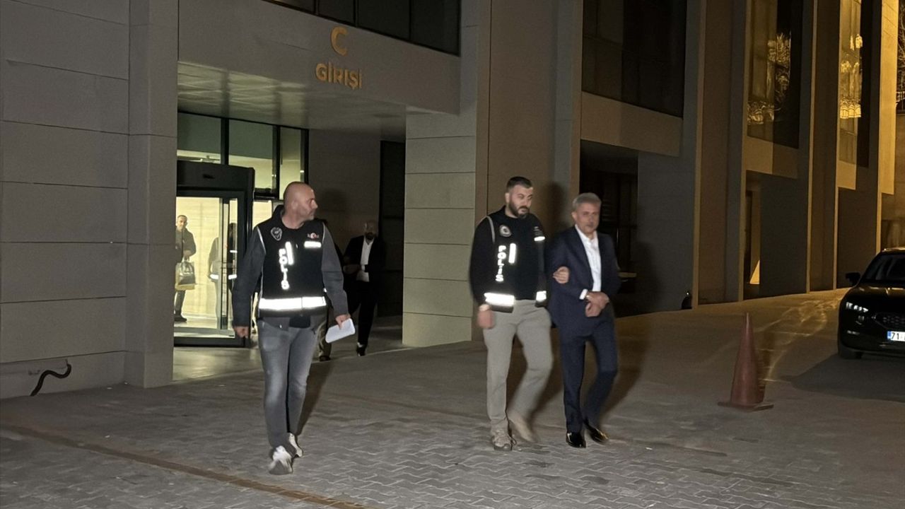 Kırıkkale'de 'irtikap' soruşturması: Yahşihan Belediye Başkanı Sungur ve 4 şüpheli tutuklandı