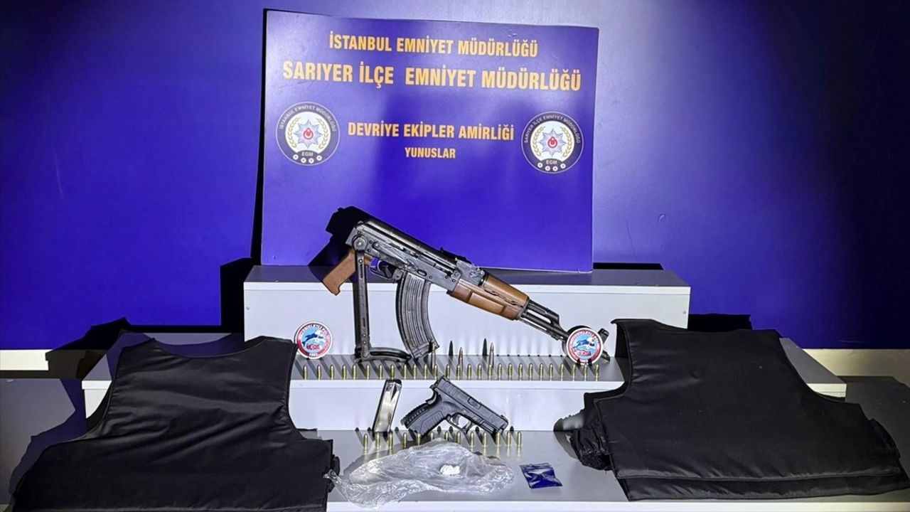 Kırmızı Bültenle Aranan Şüpheli Sarıyer'de Yakalandı: 8 Gözaltı