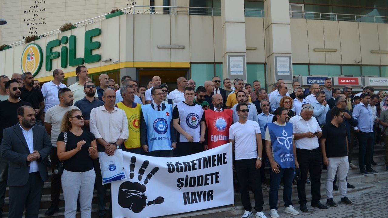 Kocaeli Darıca'da Veli'nin Okul İdaresine Bıçak Çekme İddiası Soruşturuluyor