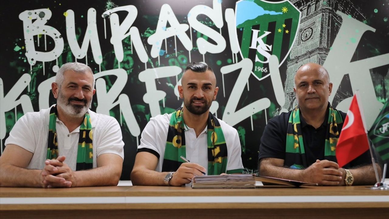 Kocaelispor, Serdar Dursun ile 1 Yıllık Sözleşme İmzaladı