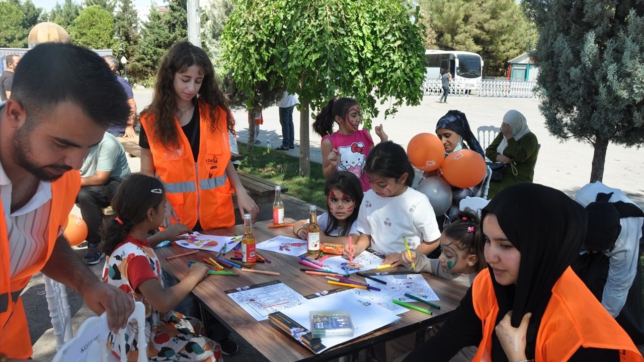 LÖSEV'in 'İyilik Tırı' Mardin'e Ulaştı: Lösemili Çocuklara Yardım ve Etkinlikler