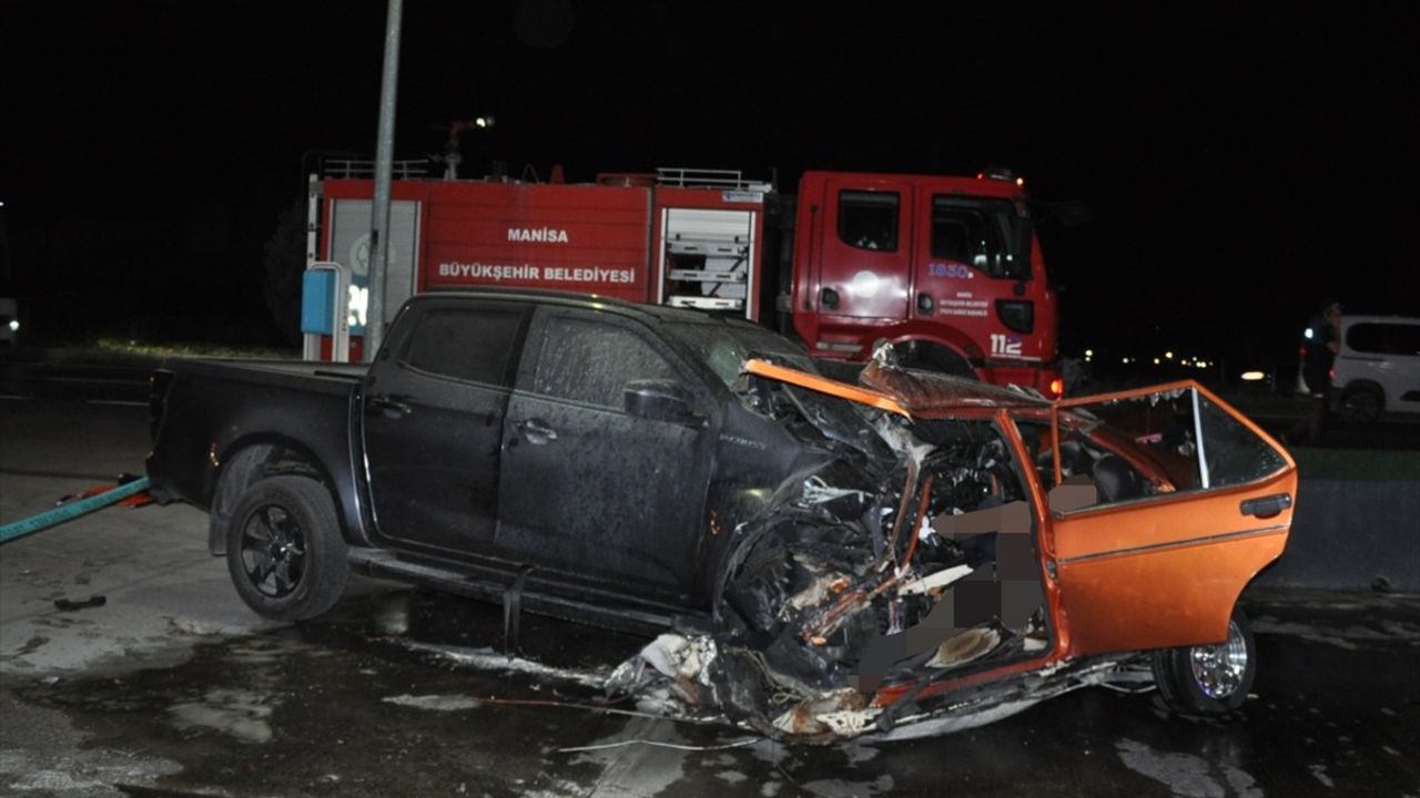 Manisa'da Trafik Faciası: Salihli'de 5 Ölü, 6 Yaralı