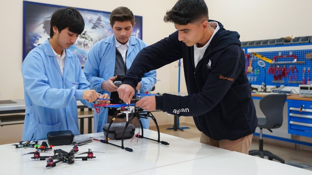 Mezun Olur Olmaz İş Teklifi: KOSTÜ Avrupa MYO'da %97 İstihdam