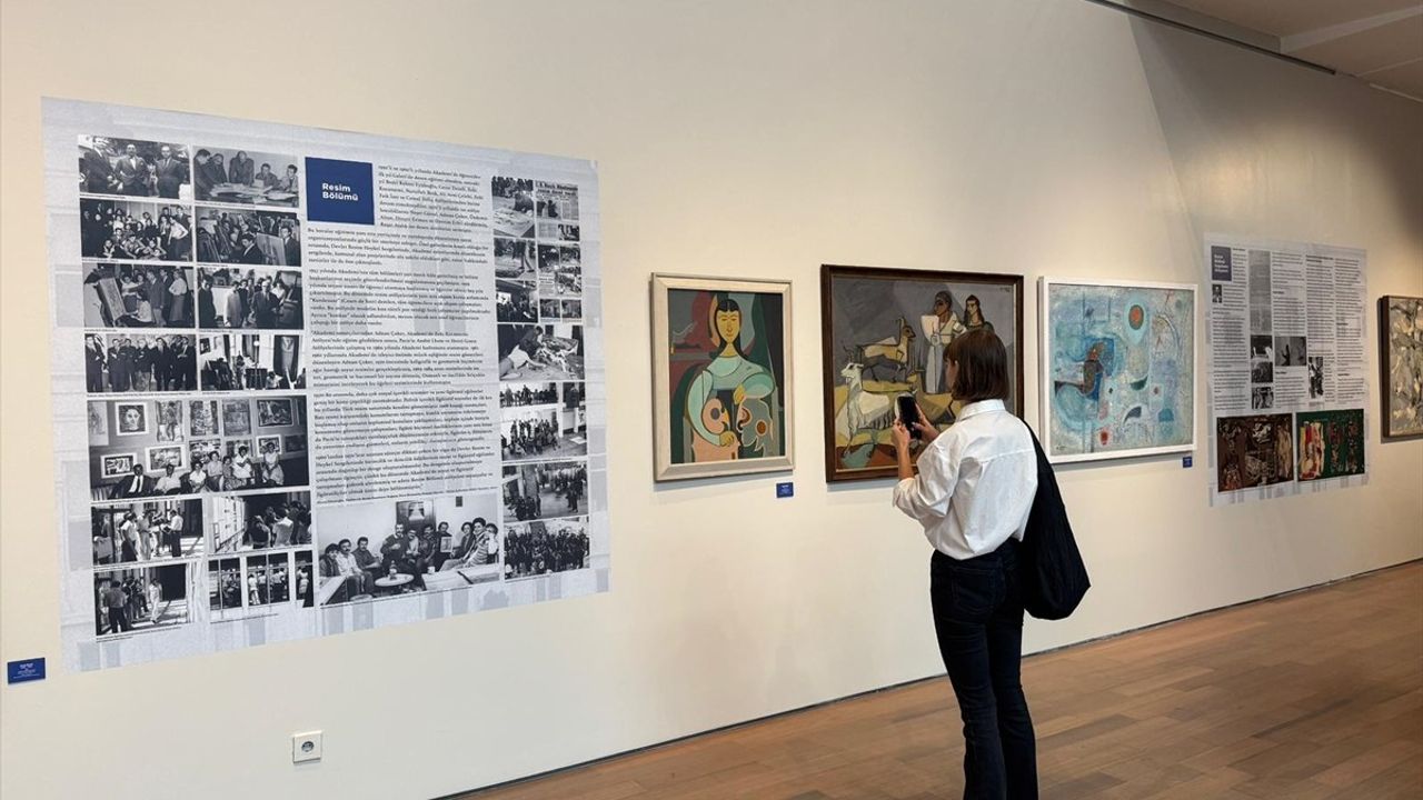 MSGSÜ'nün “Akademi Zamanı” Sergisi İstanbul Resim ve Heykel Müzesi'nde