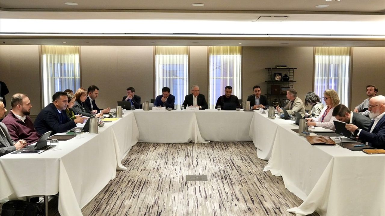 Murat Kurum New York'ta COP31 İçin Babayev ve Bowen ile Görüştü