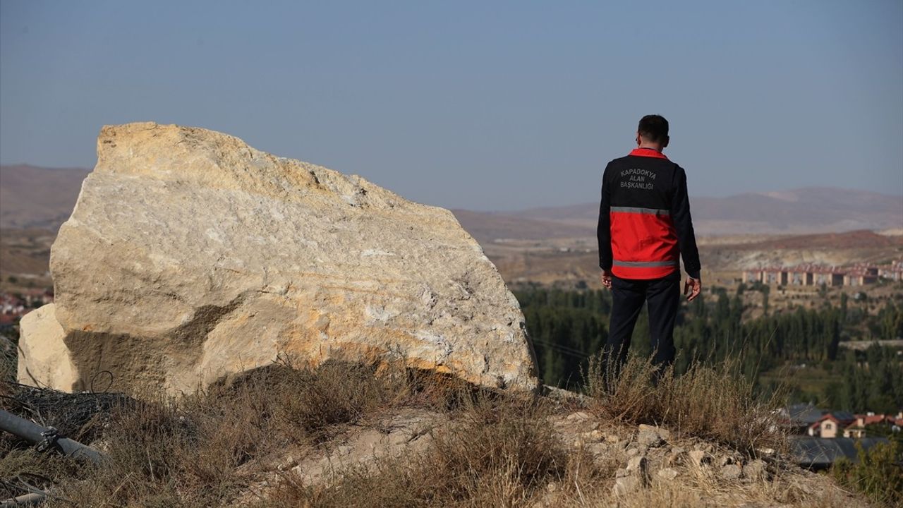 Nevşehir Ürgüp Kadıkalesi'nde Kaya Kopması — Çalışma Başlatıldı