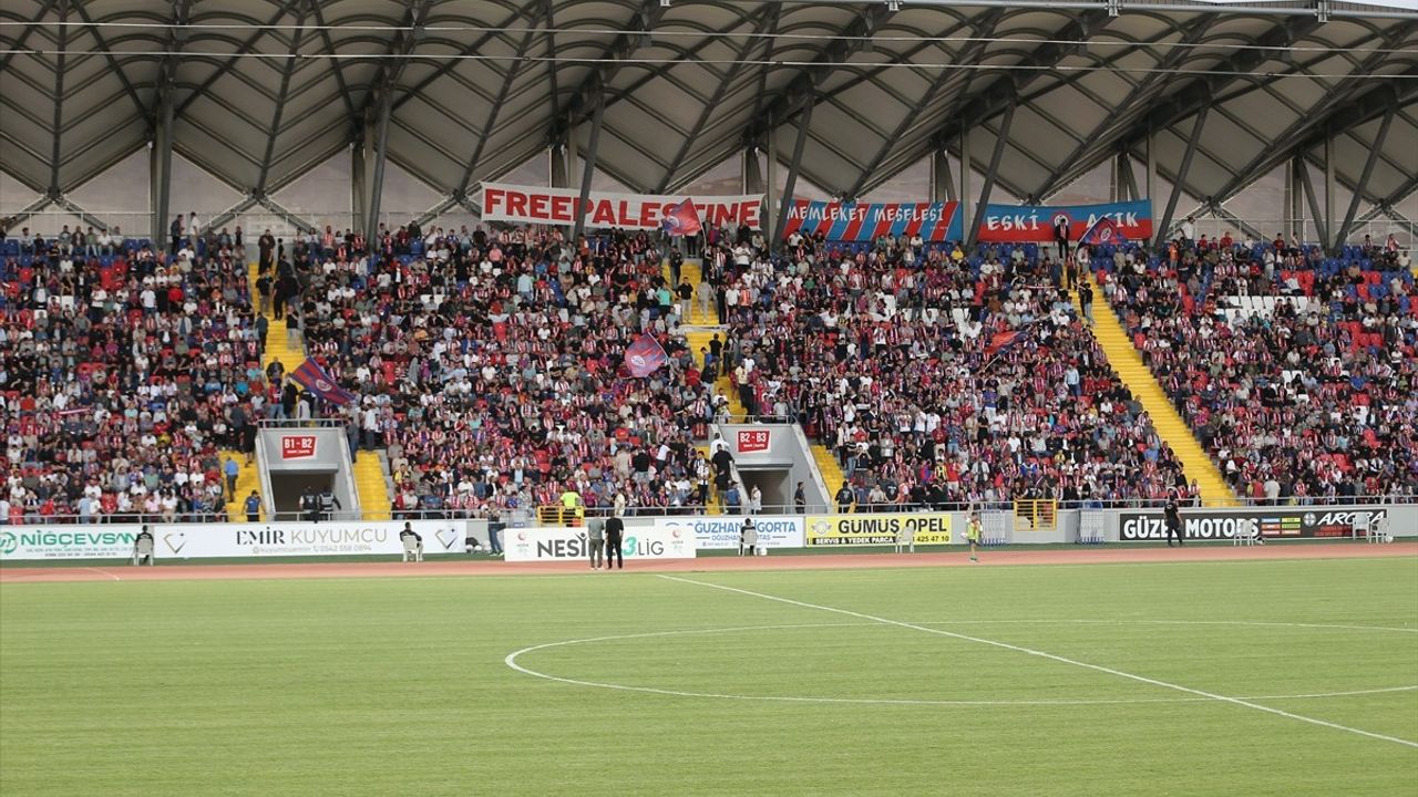 Niğde 5 Şubat Şehir Stadı Açıldı: 7.500 Kişilik Tesis Hizmete Girdi