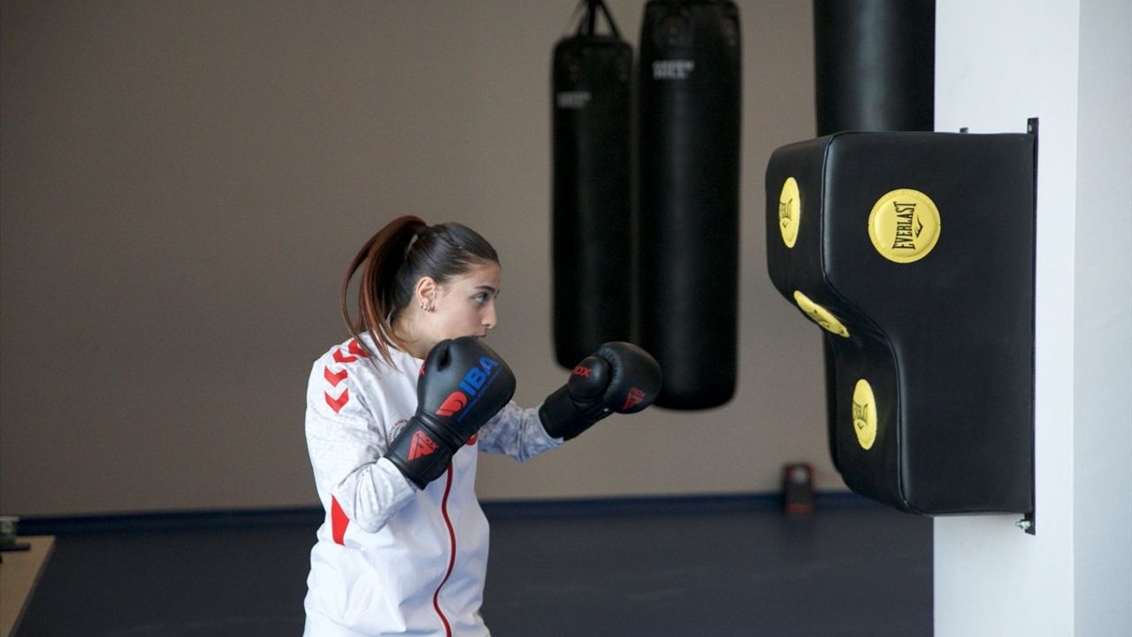 Niğdeli Genç Milli Boksörlerin Hedefi: Avrupa Şampiyonluğu