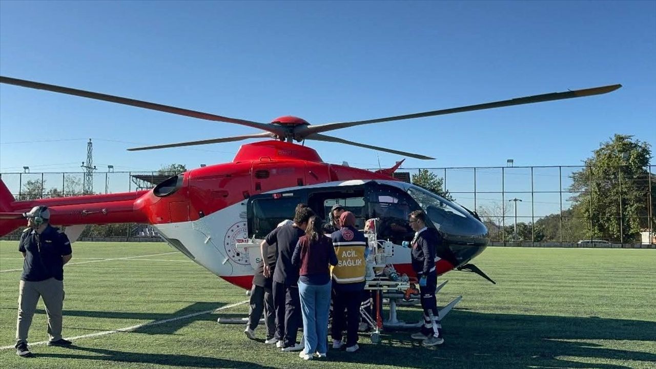 Ordu'da Ambulans Helikopterle Sevk: Solunum Sıkıntısı Yaşayan Bebek Samsun'a Gönderildi