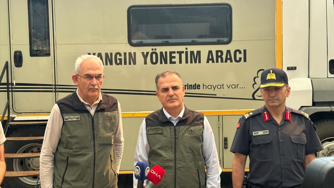 Orman Genel Müdürü Karacabey: Köyceğiz ve Alanya yangınlarına havadan ve karadan müdahale sürüyor