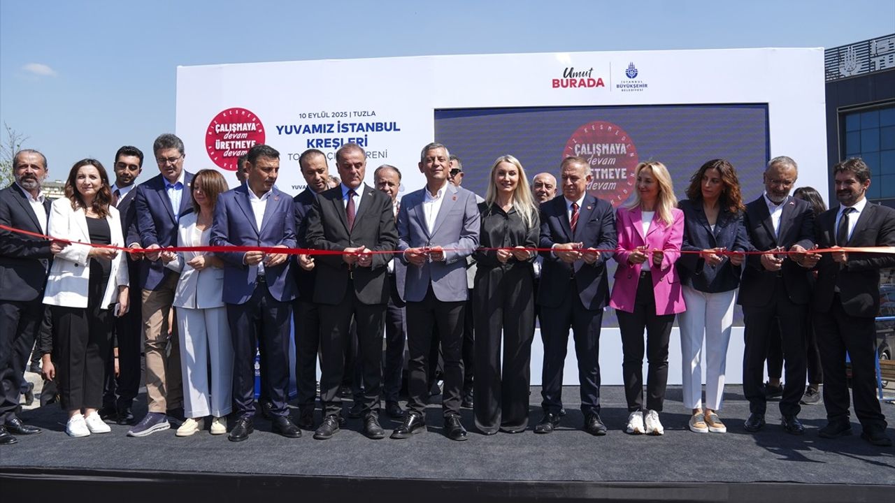 Özgür Özel: "Atatürk'ün Rejiminde Koltuğundayım" — İBB Kreş Sayısı 127'ye Yükseldi