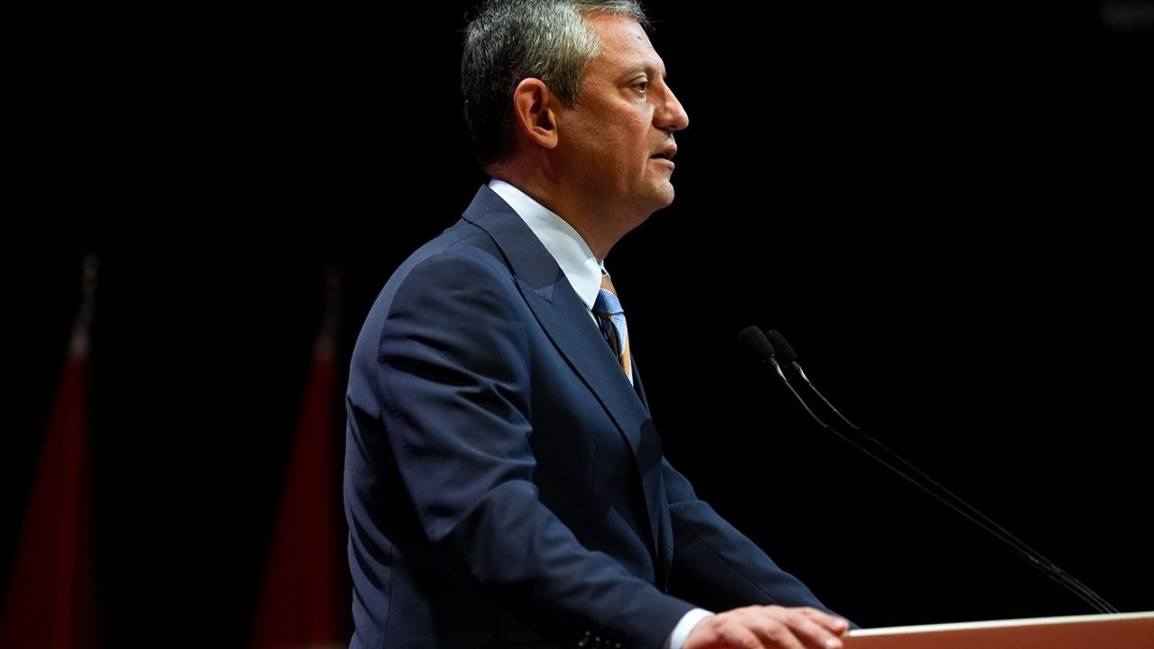 Özgür Özel: CHP Program Çalışmaları Türkiye'yi Gelecek 10 Yıla Hazırlayacak