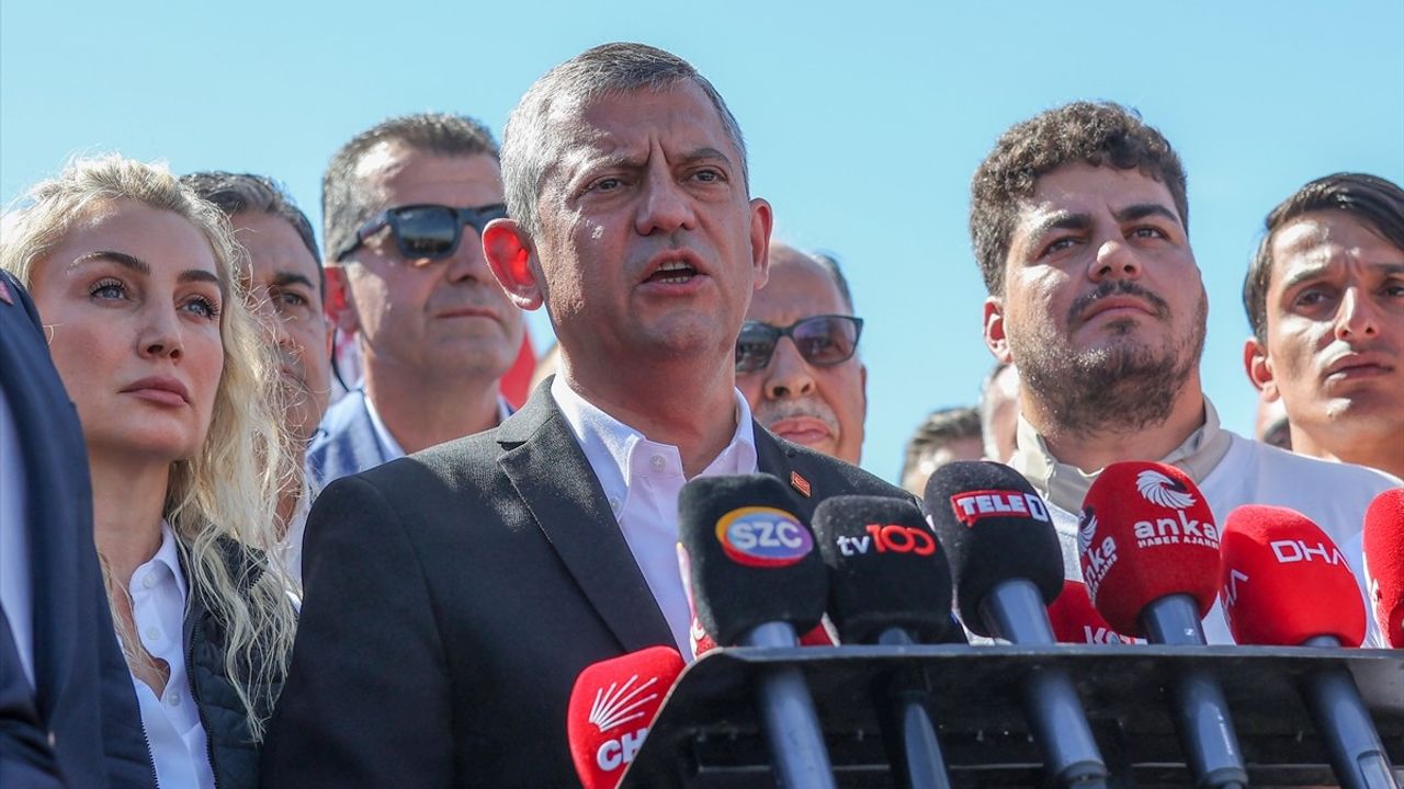 Özgür Özel Silivri'de: Adana Gençleriyle Buluştu