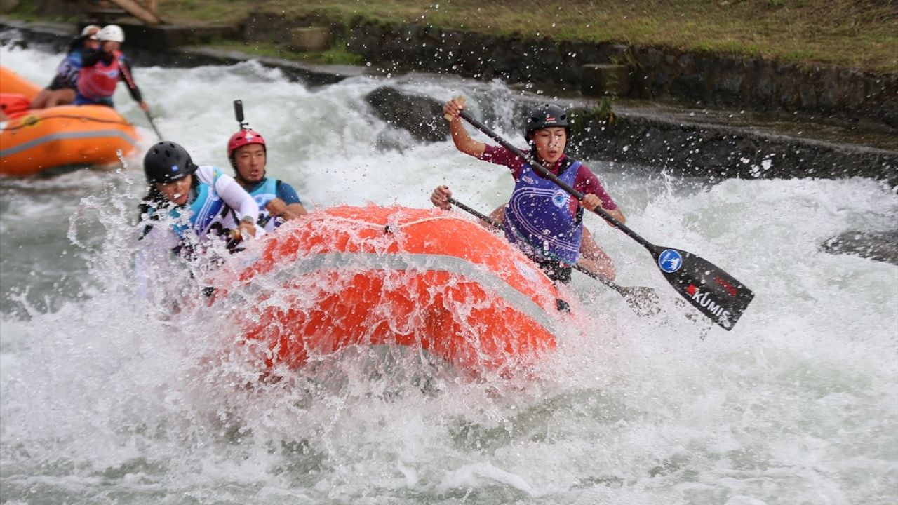 Rafting Avrupa Kupası Rize'de başladı: 5 ülkeden 150 sporcu yarışıyor