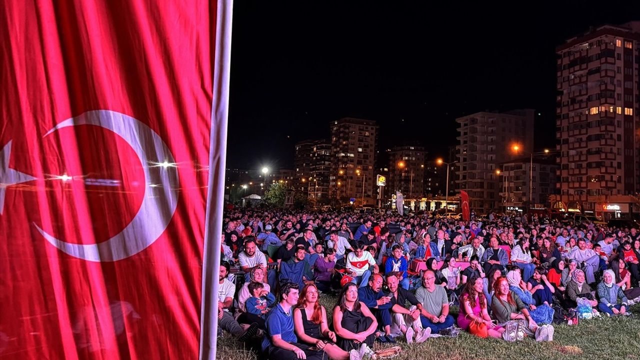 Rize'de EuroBasket 2025 Finali Dev Ekrandan: A Milli Takım - Almanya