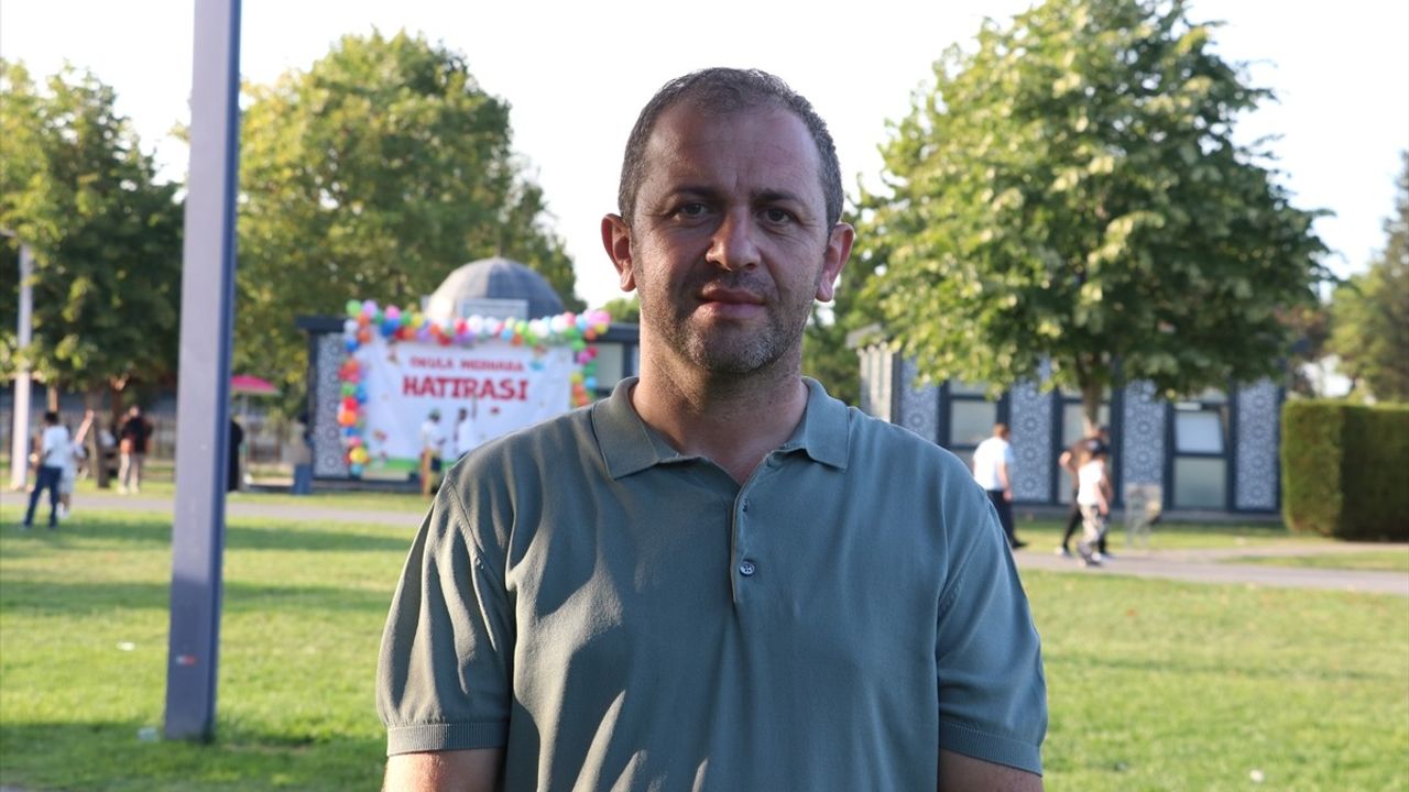 Sakarya'da 'Okula Merhaba' Şenliği: İHH'den Yetimlere Neşeli Başlangıç