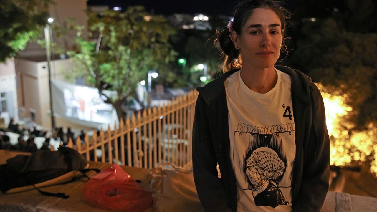 Siros'ta '48-Büyük İskana Direniş' Gösterimi: Filistin Direnişi ve Küresel Sumud Filosu