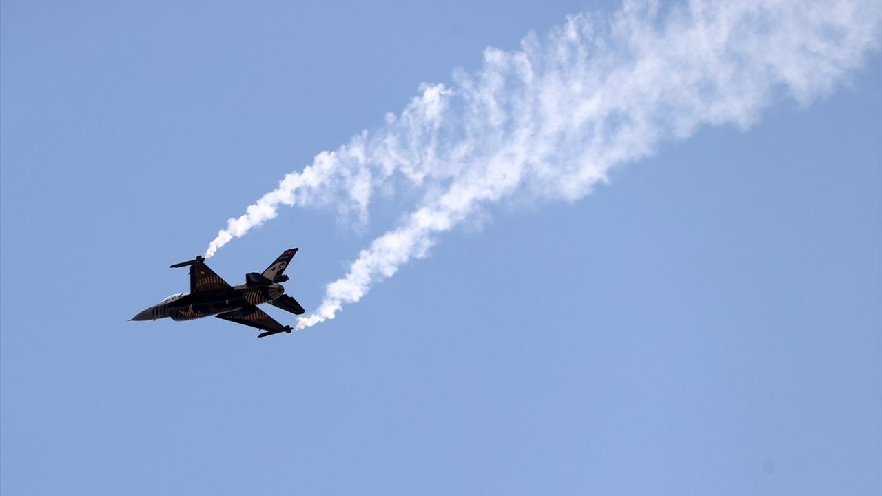 SOLOTÜRK, Sivas Kongresi'nin 106. Yılında Gösteri Uçuşu