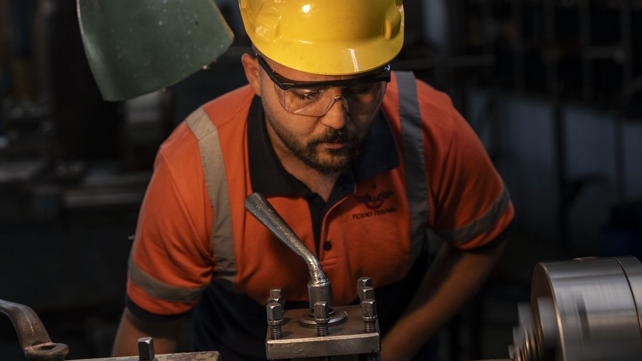 TCDD 169. Yılında: Demiryolu Emekçileri Yatırımlarda Mesaiye Devam